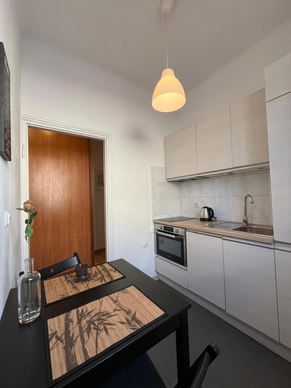 Appartement Center & Old Town Cozy Flat #smart Tv #fast Wi-fi #metro