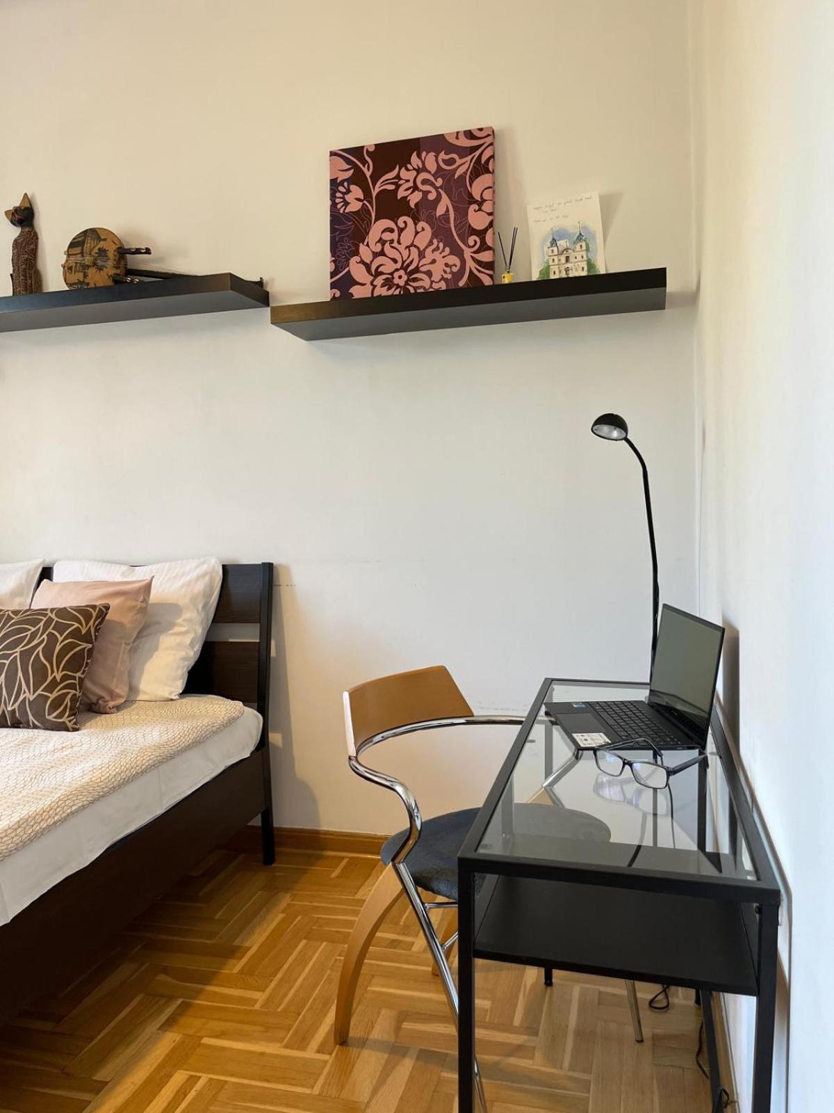 Center & Old Town Cozy Flat #smart Tv #fast Wi-fi #metro Warschau