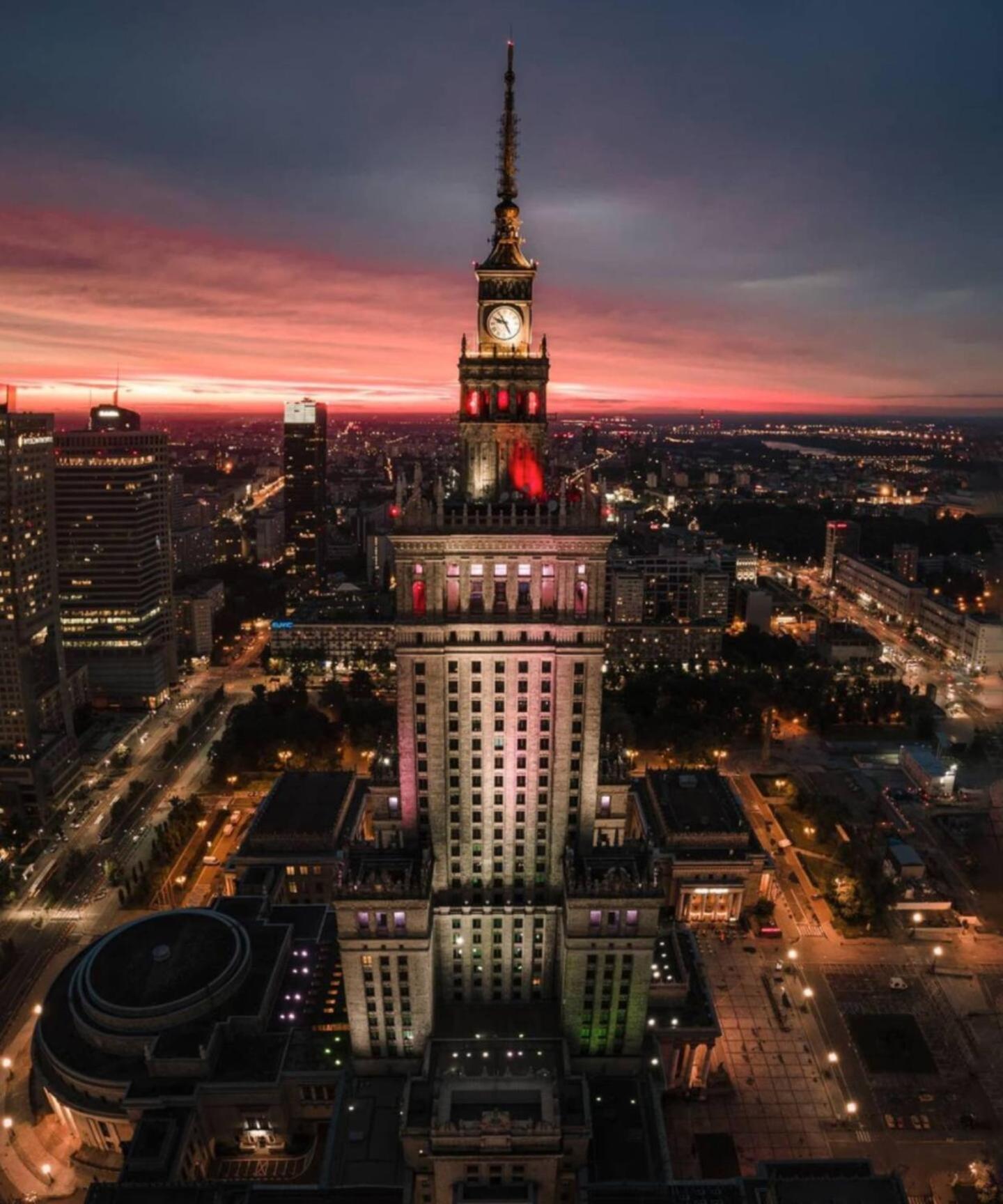 Center & Old Town Cozy Flat #smart Tv #fast Wi-fi #metro * Warszawa