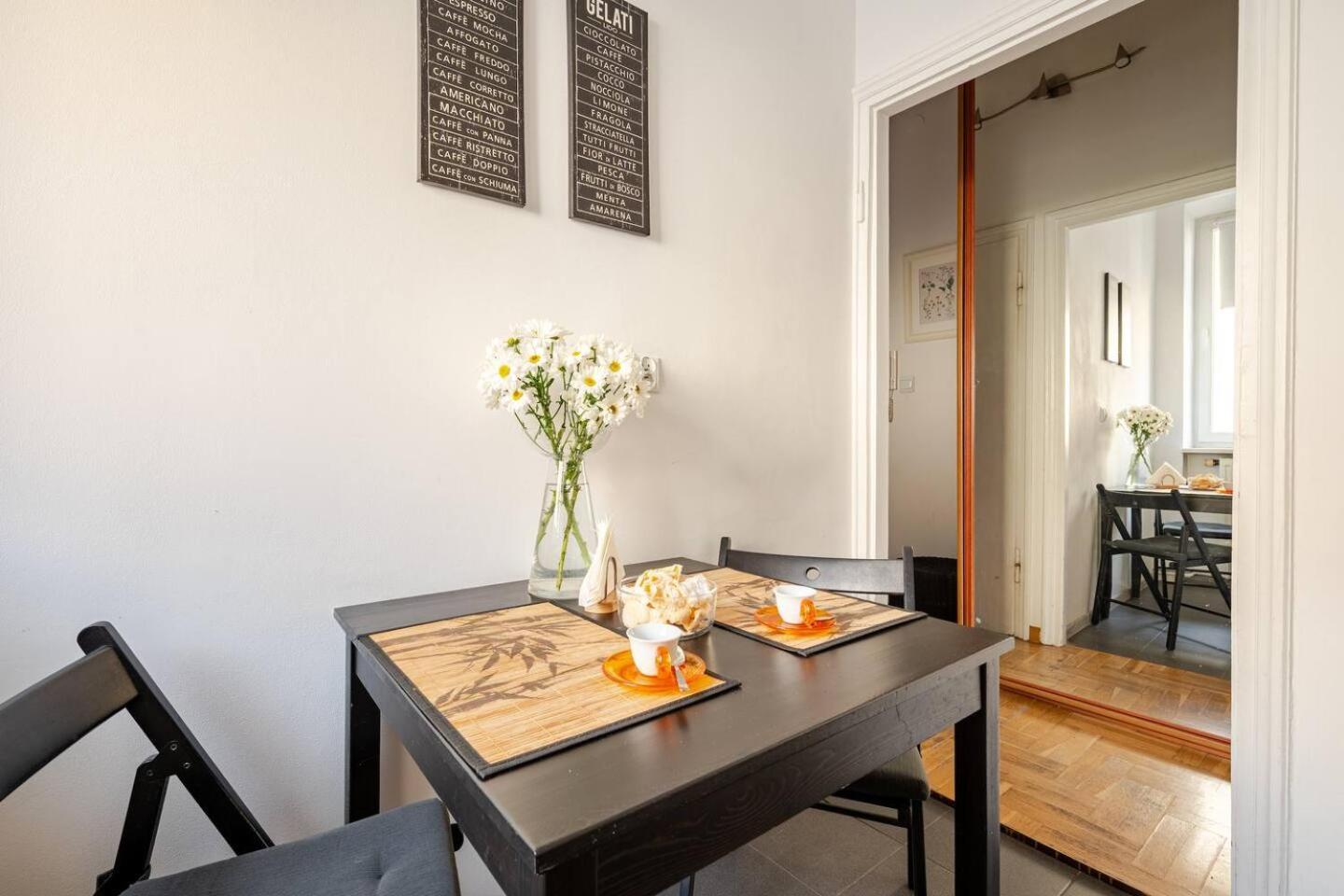 Center & Old Town Cozy Flat #smart Tv #fast Wi-fi #metro Apartament *